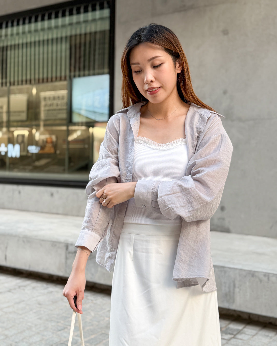 高級感UP! 微透光澤感Blouse