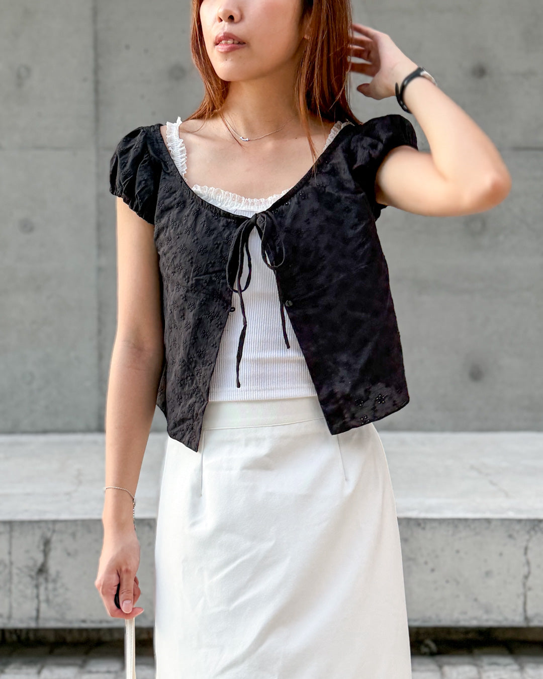 刺繡白茶花綁帶Blouse